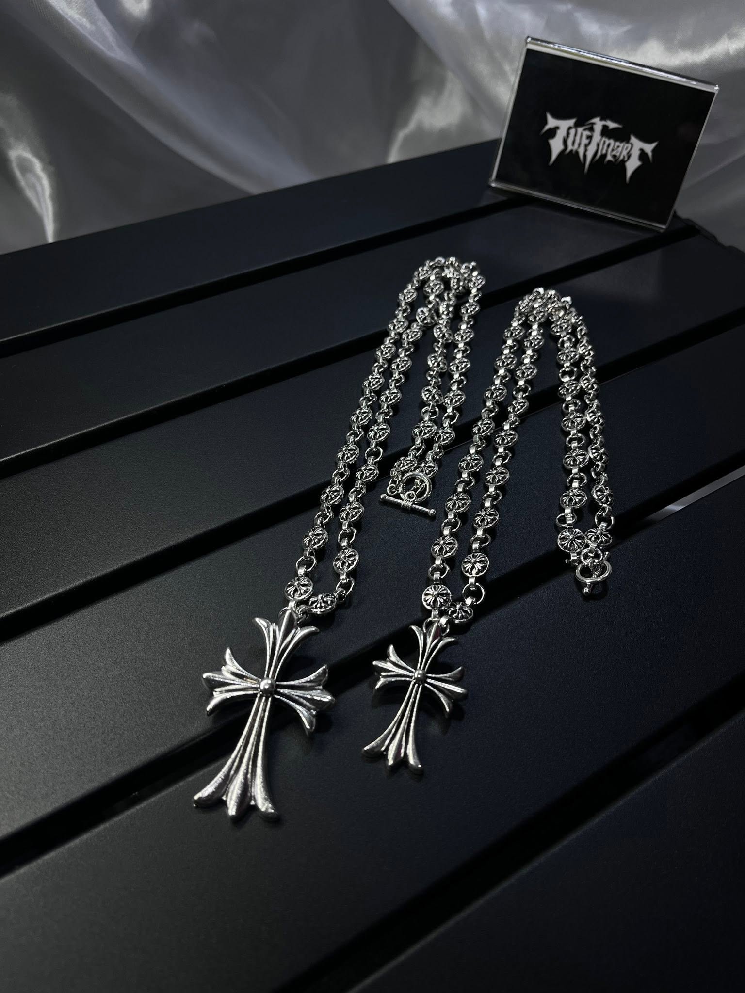 chromeheartnecklace